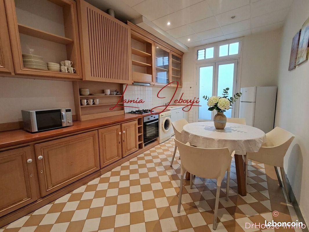 Appartement 1 pièce 46 m² · à Bordeaux · 46 m² · 210 000 €