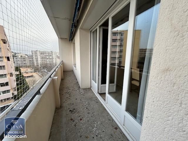 Appartement 4 pièces 104 m² · à Saint-Étienne · 104 m² · 89 000 €