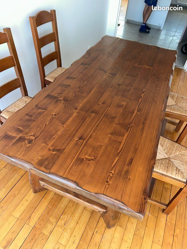 Table bois massif excellent état (image 1)