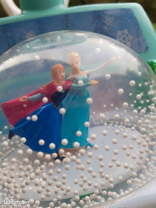 Voiture enfant reine des neiges (image 2)