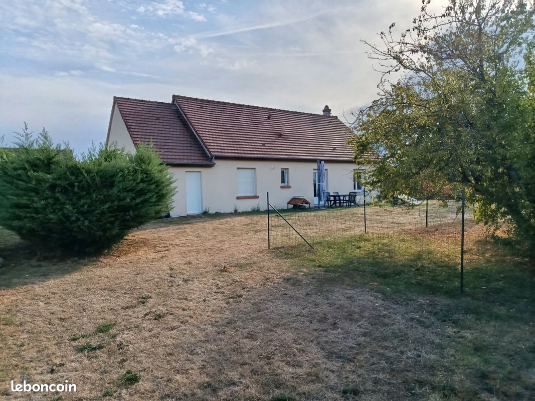 Maison 4 pièces 90 m² · à Château-Renault · 90 m² · 790 €/mois