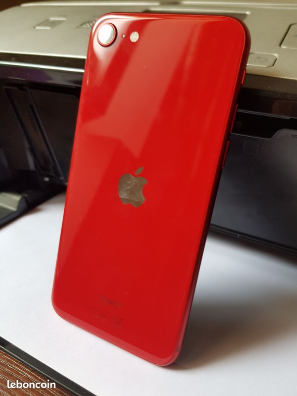 Téléphone Apple SE (image 1)