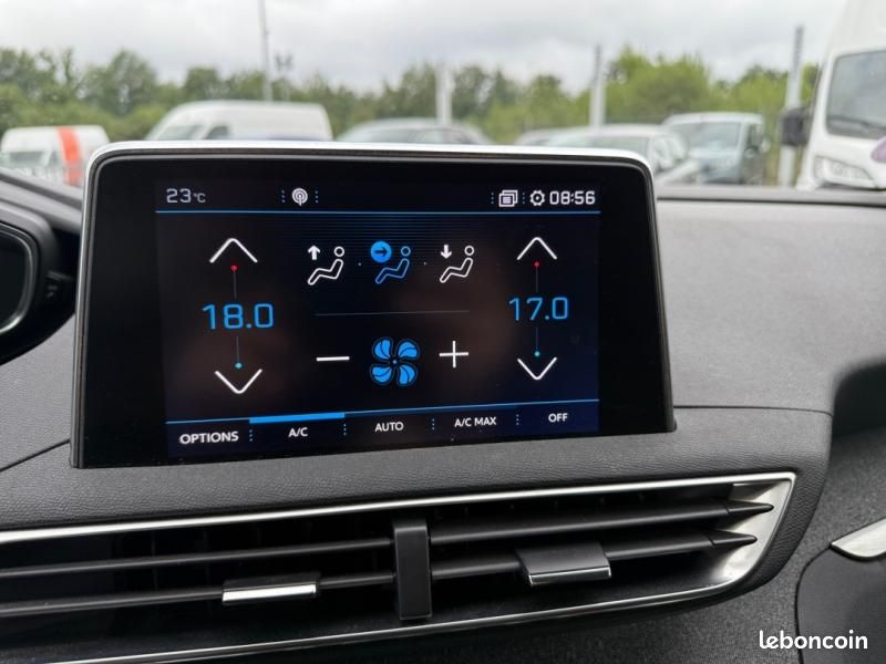 Peugeot 3008 1.2 PureTech 130ch S&S Allure (image 20)