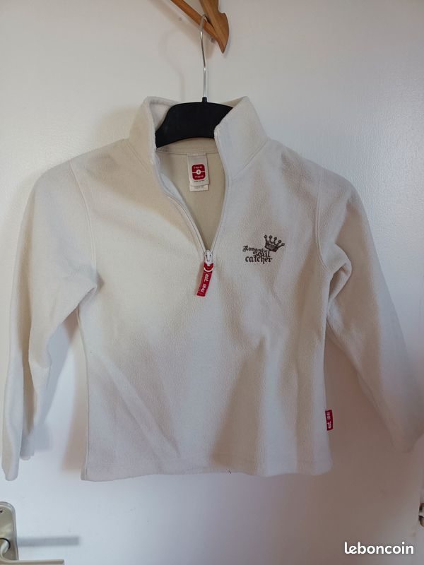Lot de 4 vêtements 8 ans (image 4)