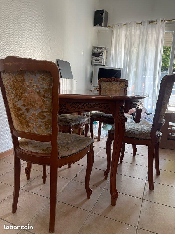 Table salle à manger très bon état (image 4)