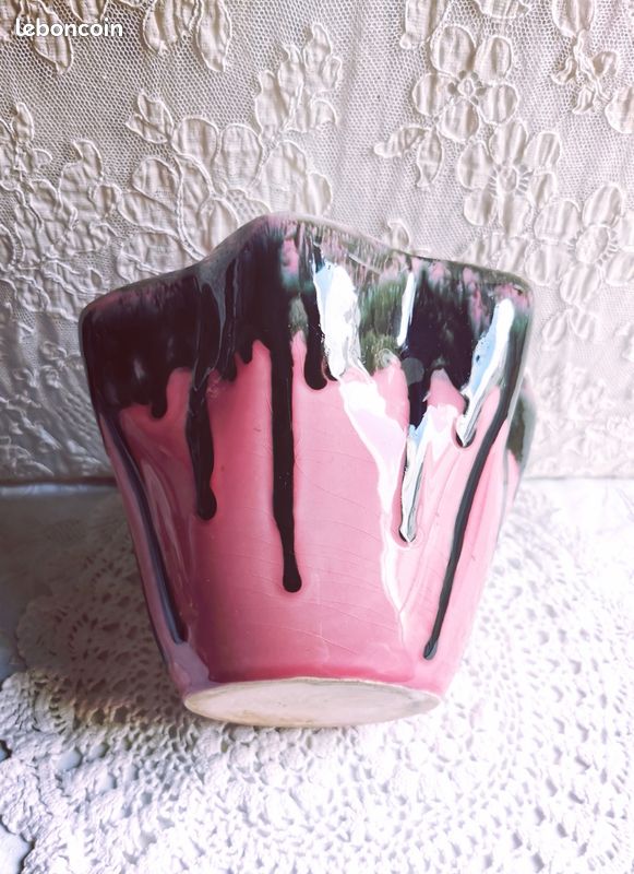 Vintage cache pot Vallauris style boudoir 50's faïence vernissé rose fushia & noir (image 3)