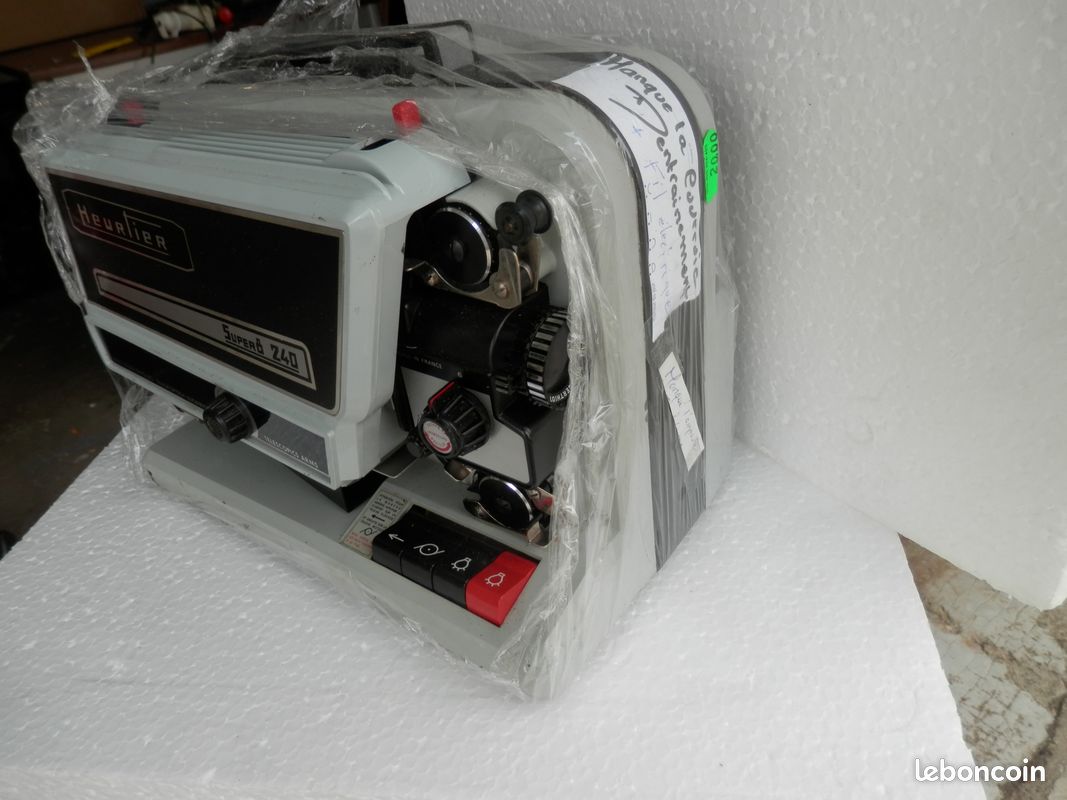 PROJECTEUR Film Super 8 240 HEUTIER N° 1 (image 2)