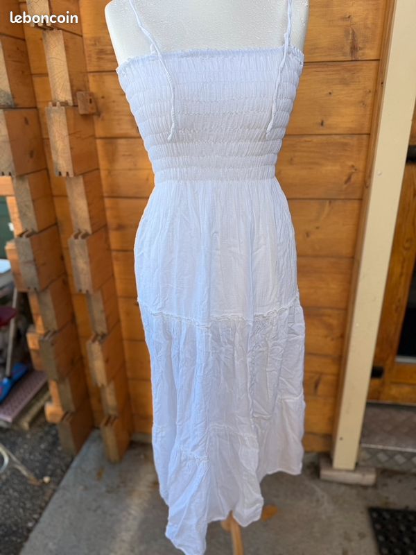 Robe taille unique (image 1)
