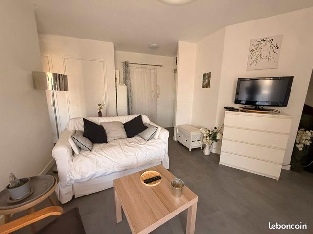 Appartement 2 pièces 52 m² · à Oullins-Pierre-Bénite · 52 m² · 850 €