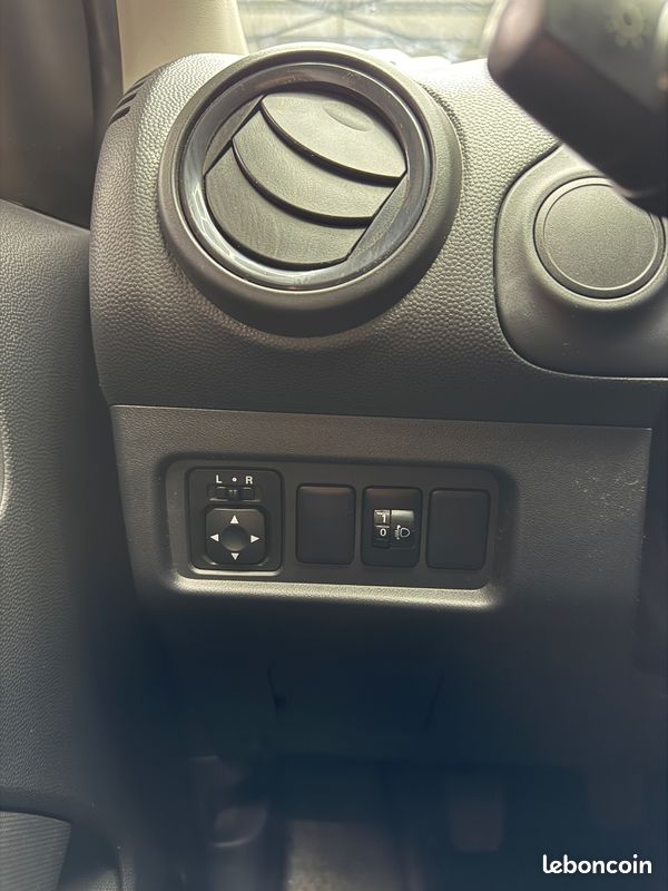 Mitsubishi space star 1.0 70 moteur a chaine clim (image 20)