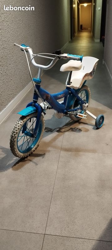 Vélo enfant Reine des Neiges (image 1)