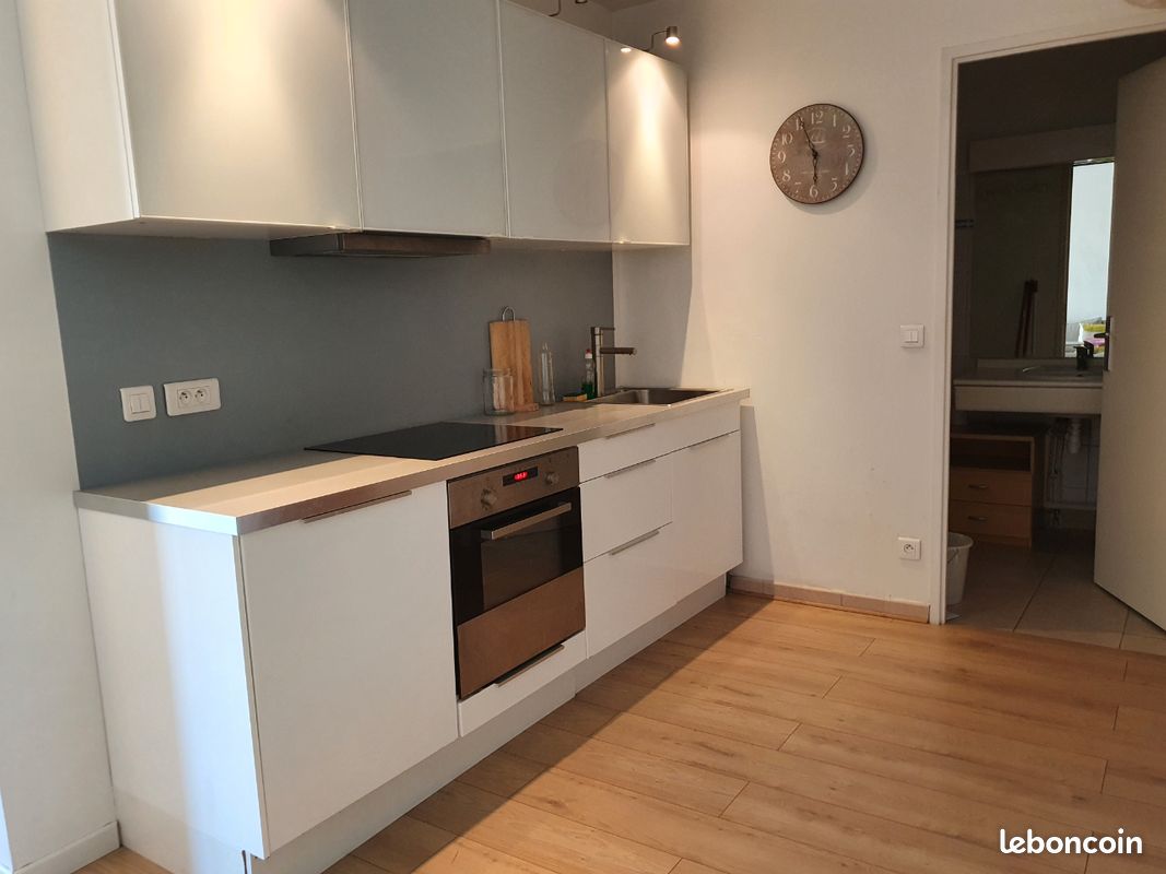 Appartement 2 pièces 37 m² · à Aix-en-Provence · 37 m² · 876 €