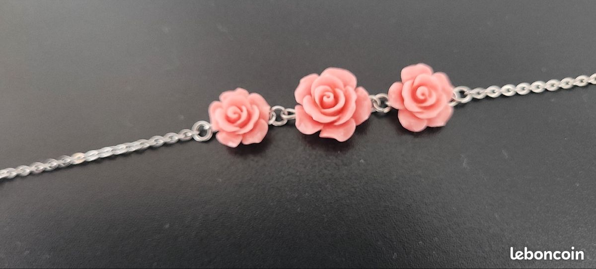 Bracelet (image 1)