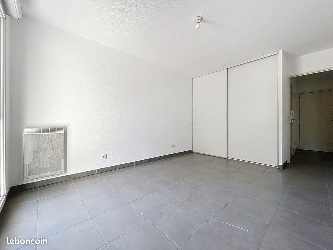 Appartement a louer tassin-la-demi-lune - 2 pièce(s) - 49 m2 - Surfyn