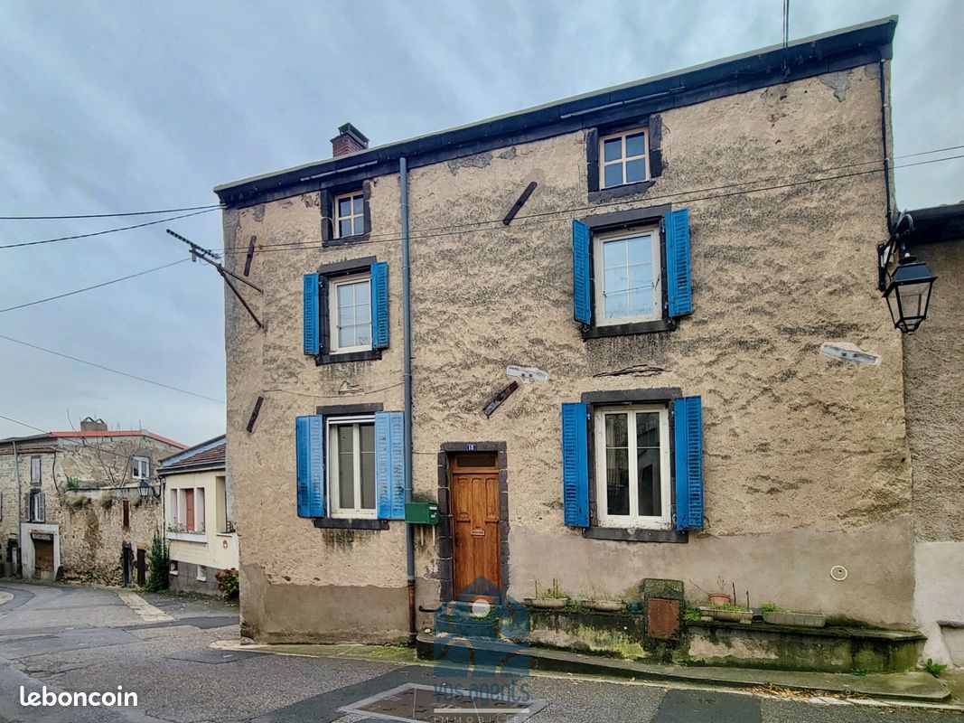 Maison 7 pièces 139 m² · à Cournon-d'Auvergne · 139 m² · 149 000 €