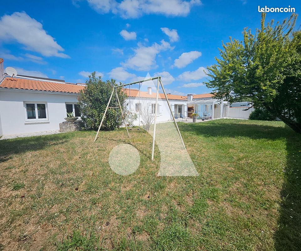 Maison 9 pièces 187 m² · à La Tremblade · 187 m² · 525 000 €