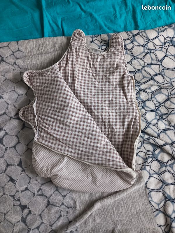 Ensemble gigoteuse couette et tour de lit (image 4)