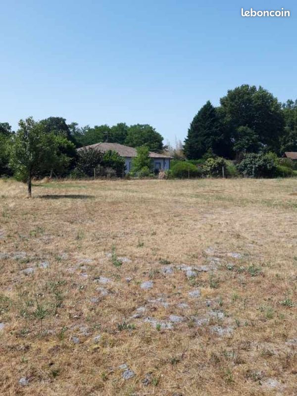Terrain à bâtir de 1422 m² à SAINT-CRICQ-VILLENEUVE (40) · 30 000 €