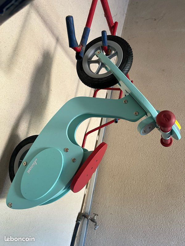 Draisienne en bois style scooter vintage (image 1)