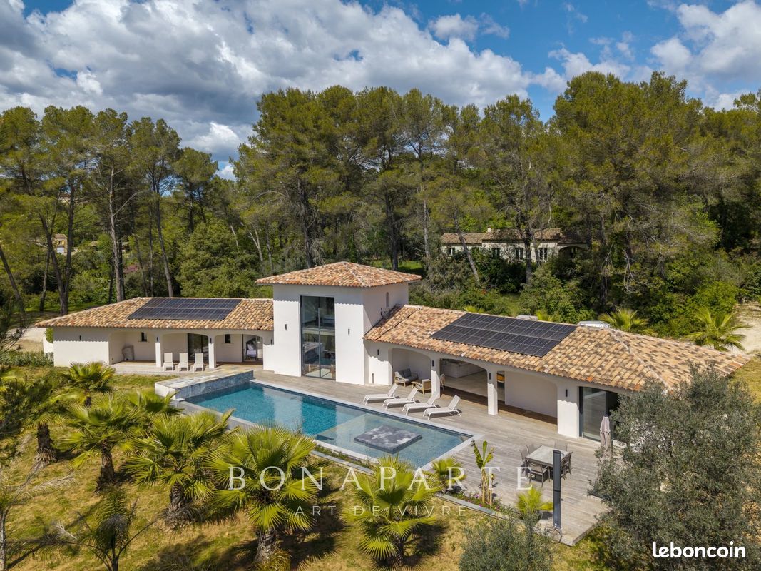 Maison 7 pièces 251 m² · à Draguignan · 251 m² · 1 190 000 €