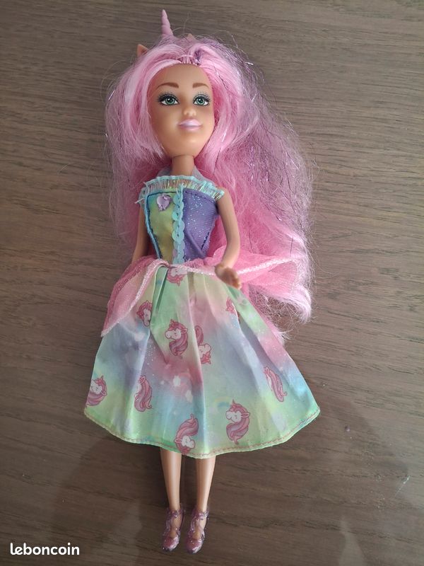 Poupée Licorne - Sparkle Girlz - 26 cm - Tenue colorée - Couronne de licorne (image 6)