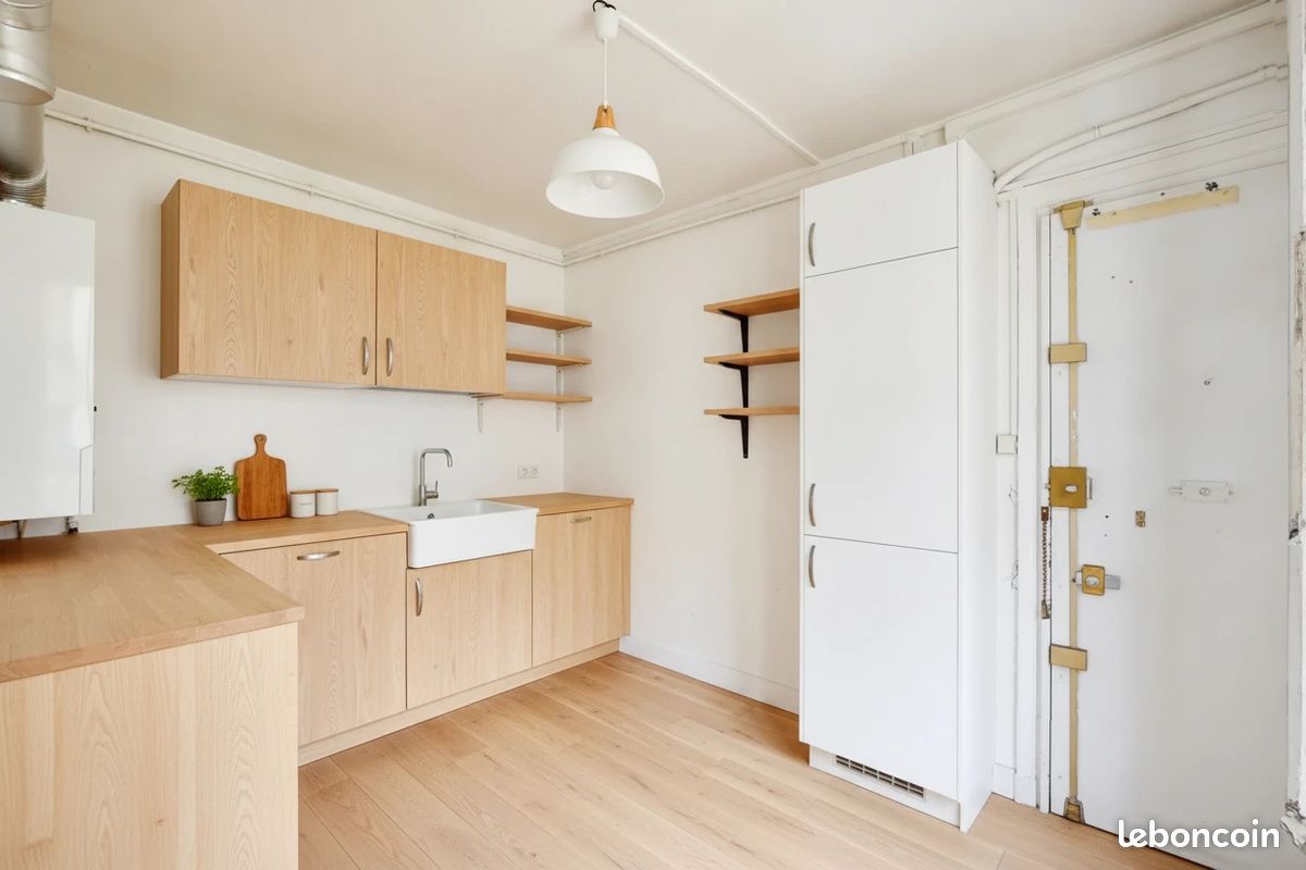 Appartement 2 pièces 28 m² · à Paris · 28 m² · 242 000 €