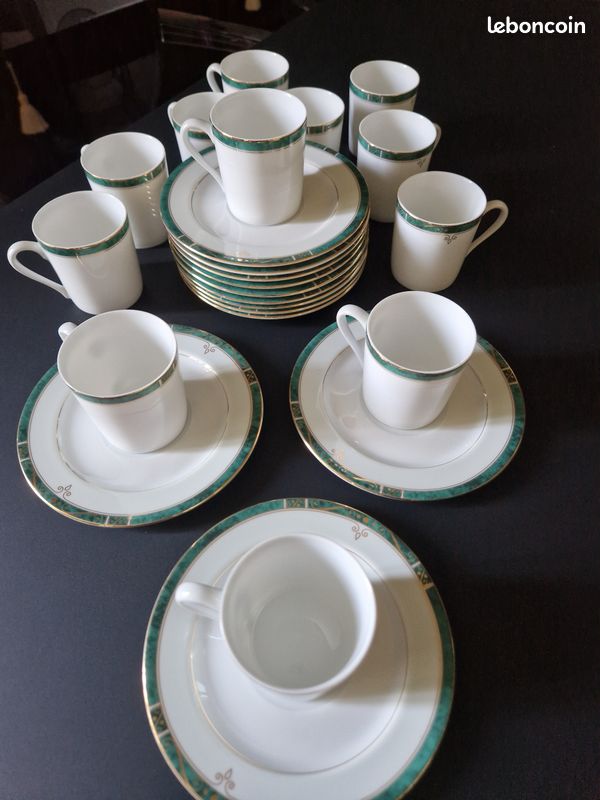 Philippe Deshoulieres Service à café Modèle SCALA 12 tasses et sous tasses NEUF (image 5)