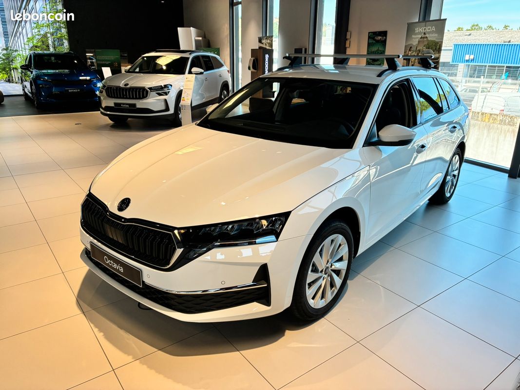 SKODA OCTAVIA COMBI SELECTION 2.0 TDI 150 ch SCR DSG7 (image 1)