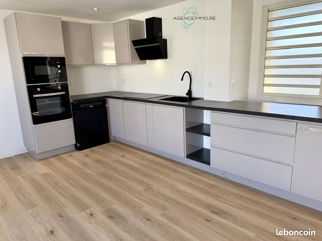 Appartement 4 pièces 81 m² · à Saint-Denis · 81 m² · 1 295 €