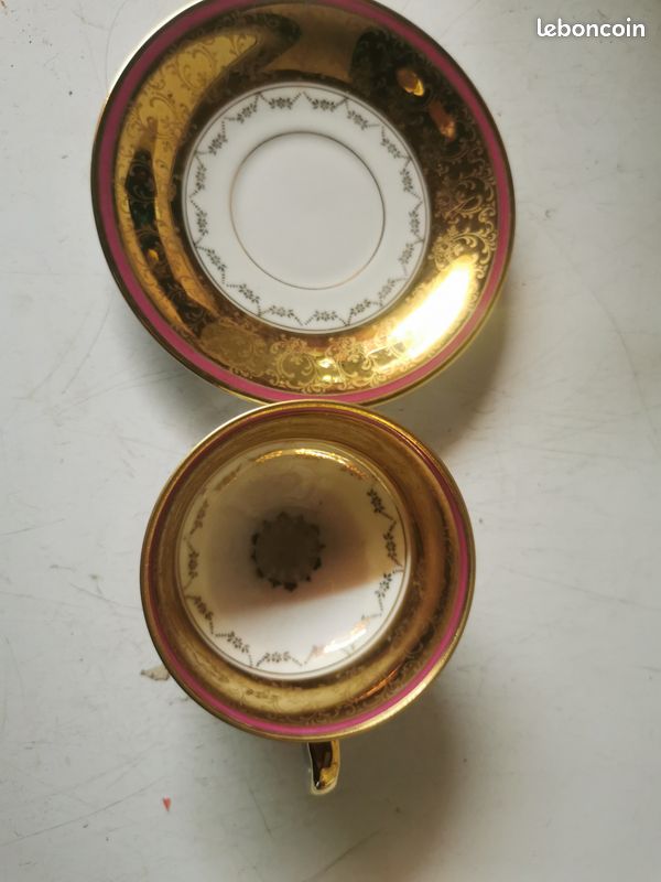 Tasse et soucoupe ancienne (image 4)