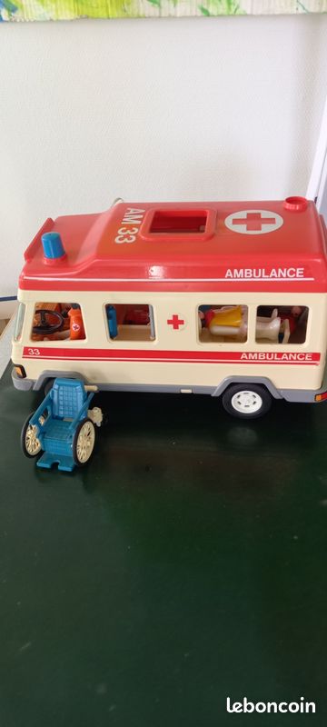 Playmobil Ambulance Vintage 3456 (image 1)