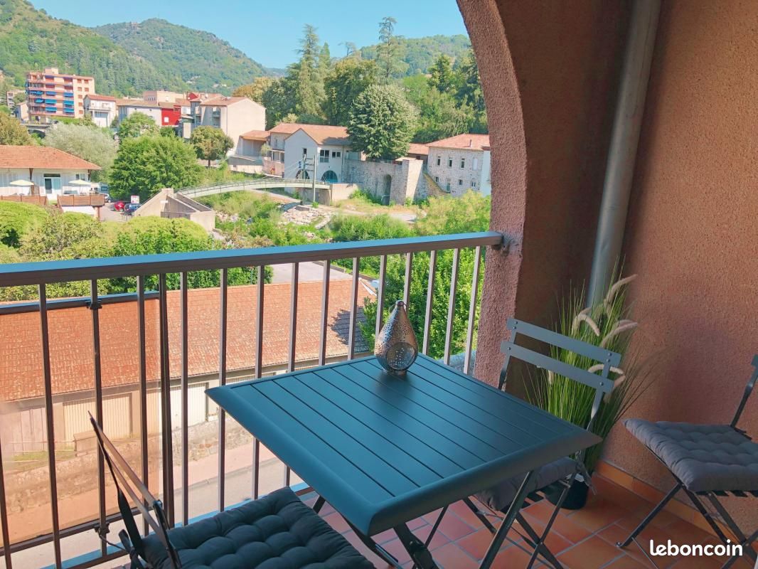 Appartement 1 pièce 33 m² · à Vals-les-Bains · 33 m² · 89 000 €