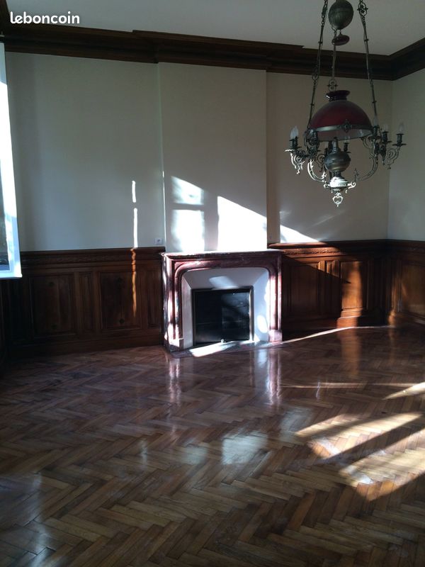 Maison à louer 140 m2 3 chambres - Saint-Caprais-de-Bordeaux 33880 (image principale 1)