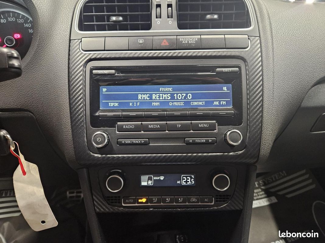 VOLKSWAGEN POLO 1.2 70 Cross BVM (image 23)