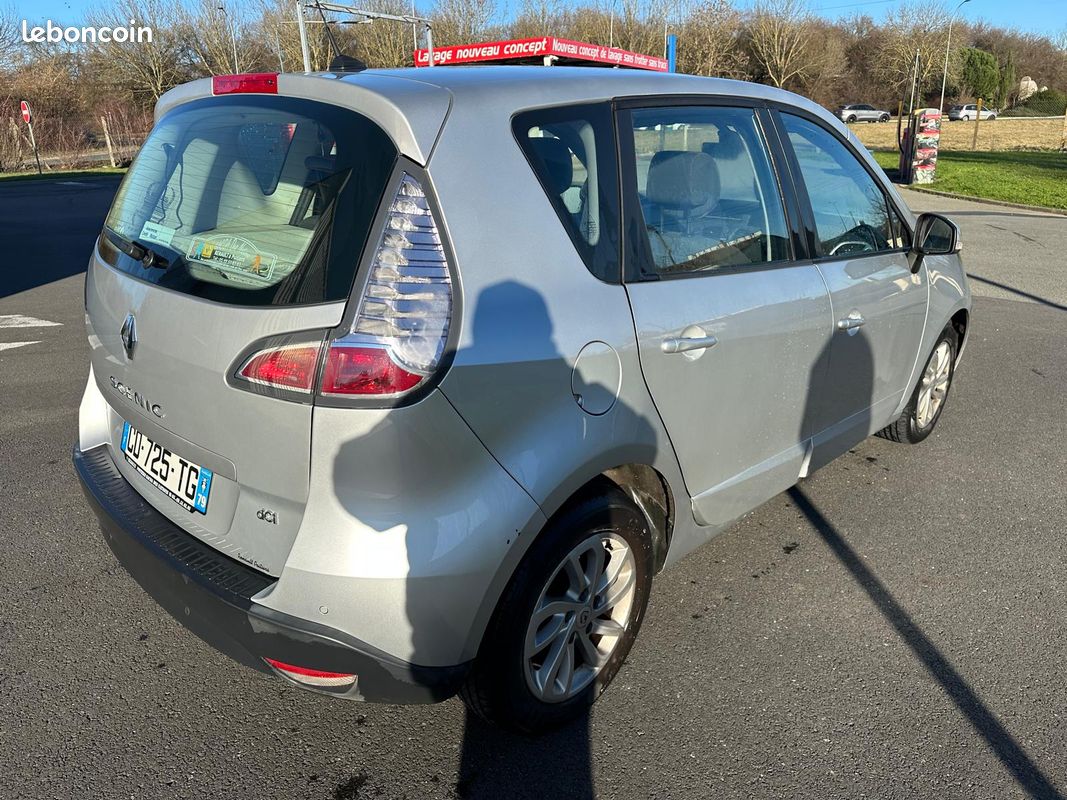 RENAULT Scénic 202000KM DIESEL 1.5 dCi 110CV (image 7)