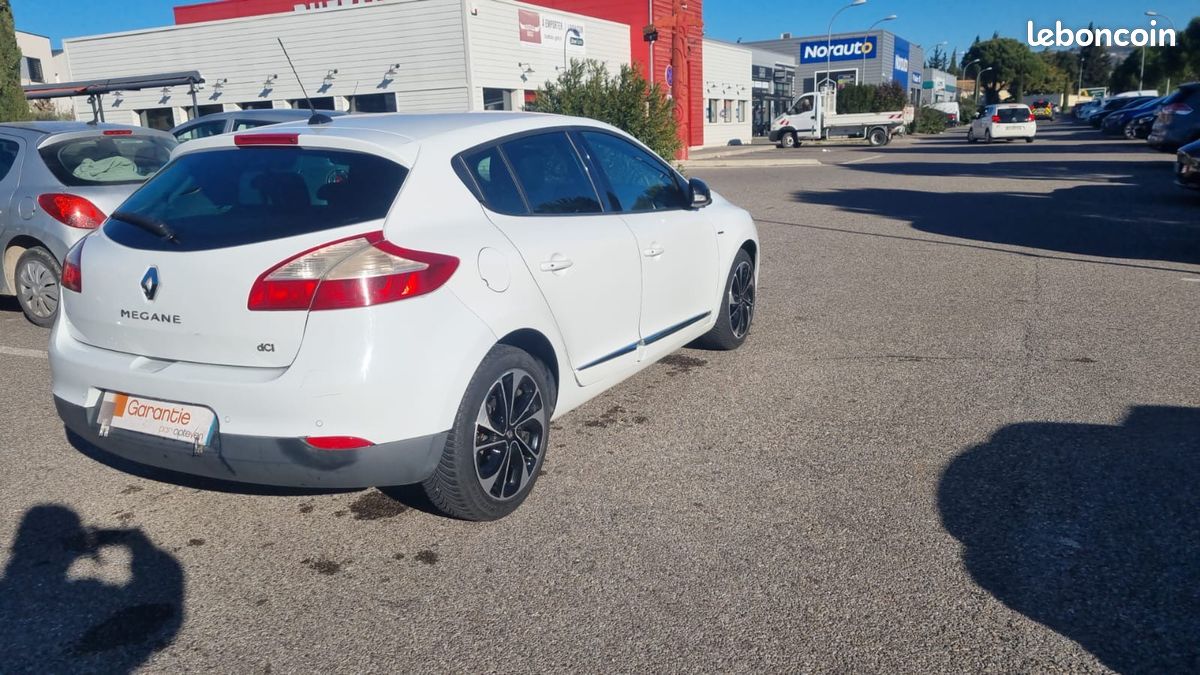 Renault Megane III Berline 5 ptes. Bose Edition (image 5)
