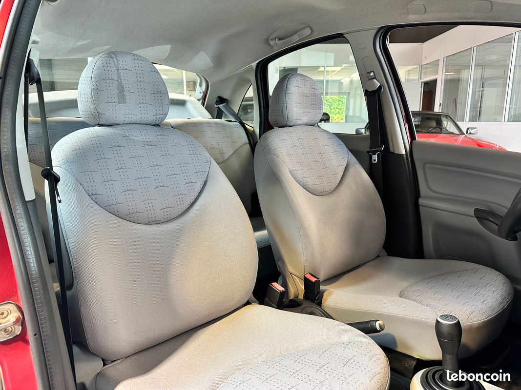 Citroen C3 1.1i 60ch Base BVM "86.736km/Suivi" (image 6)