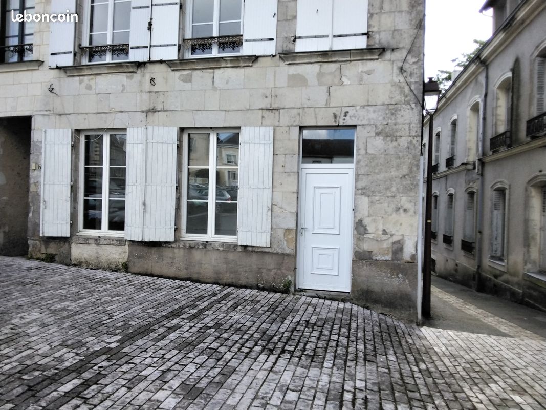 Maison 9 pièces 215 m² · à Authon-du-Perche · 215 m² · 170 000 €