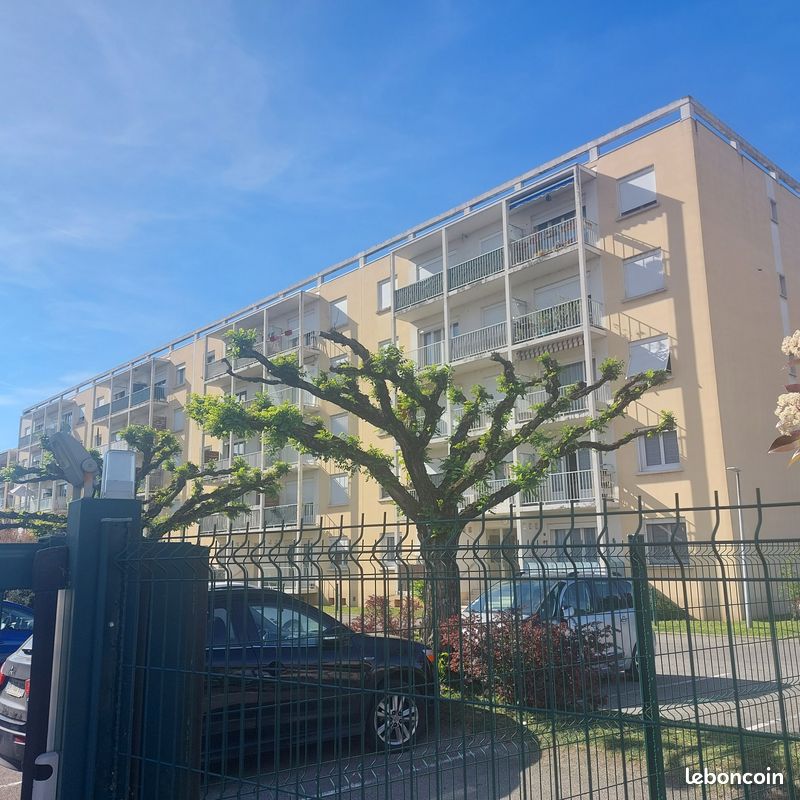 Appartement 3 pièces 69 m² · à Romans-sur-Isère · 69 m² · 89 000 €