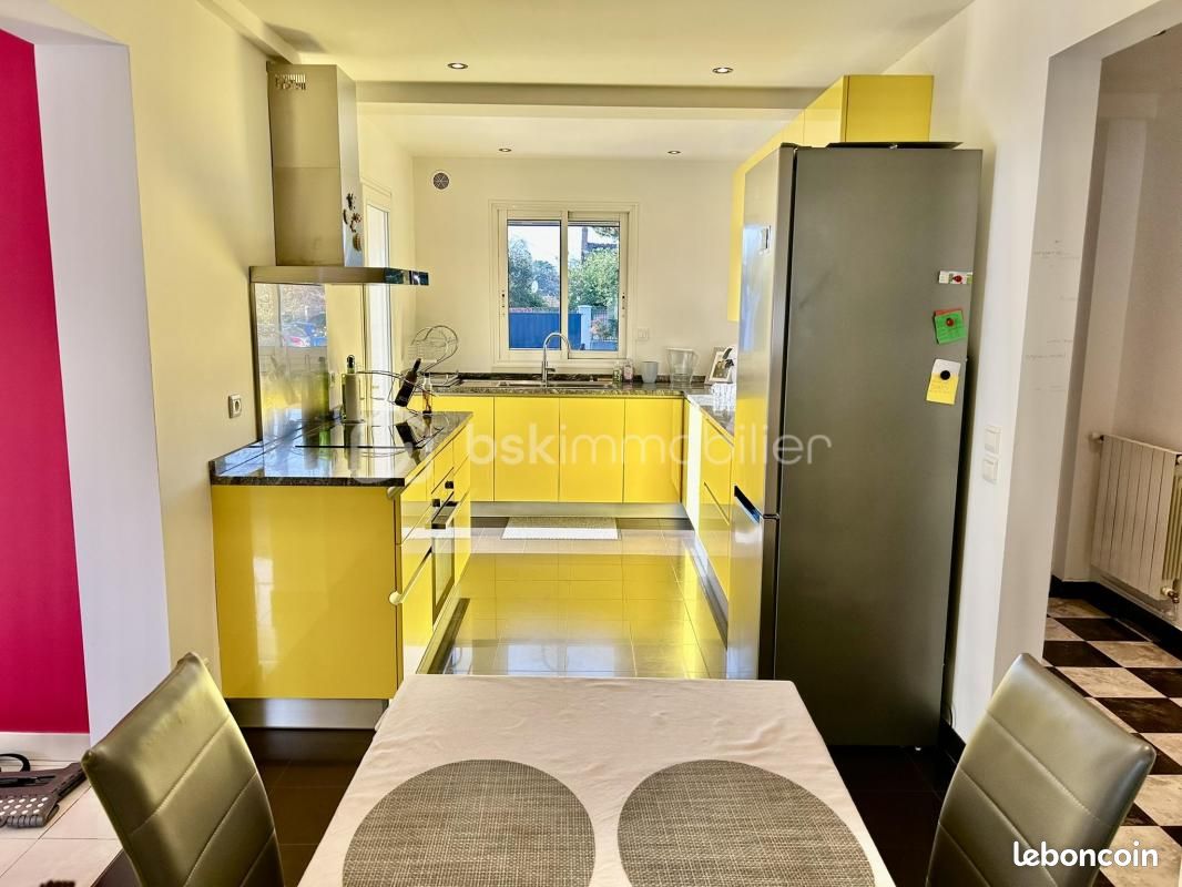 Maison 8 pièces 205 m² (image 8)