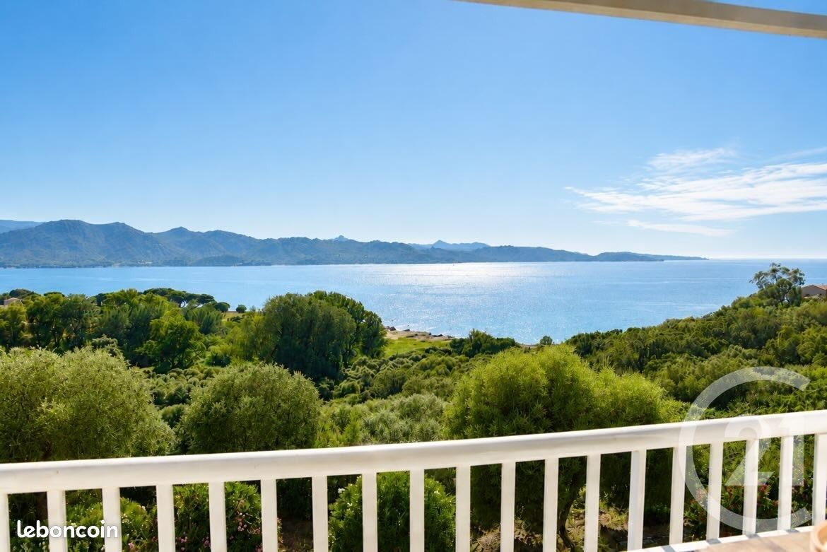 Appartement 3 pièces 75 m² · à Saint-Florent · 75 m² · 363 200 €