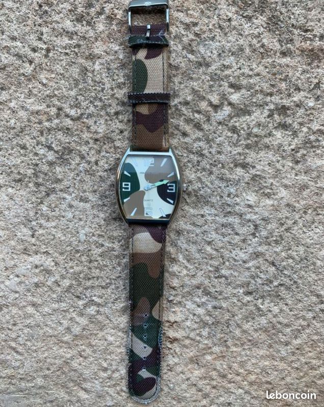 Montre Alberto Fioro Neuve - Cadran Bleu, Bracelet Bleu Caoutchouc - Style Art Déco - Quartz