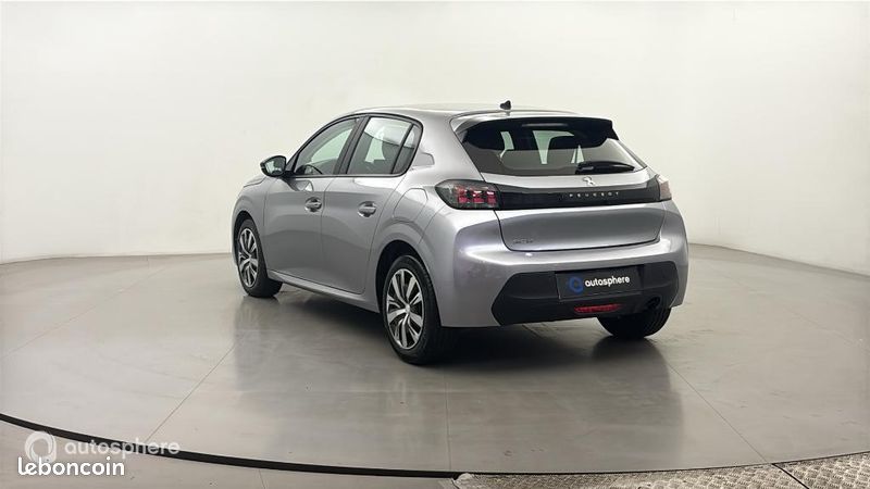 Peugeot 208 1.2 PureTech 75ch S&S Active Pack (image 8)