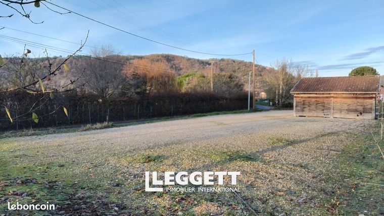 Terrain 1 055 m² Anglars Juillac