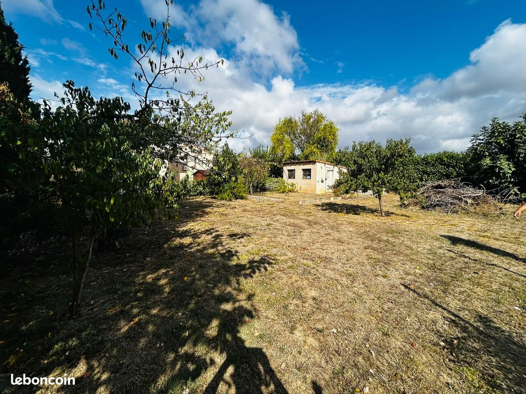 Terrain 300 m² · à Labarthe-sur-Lèze · 300 m² · 75 000 €