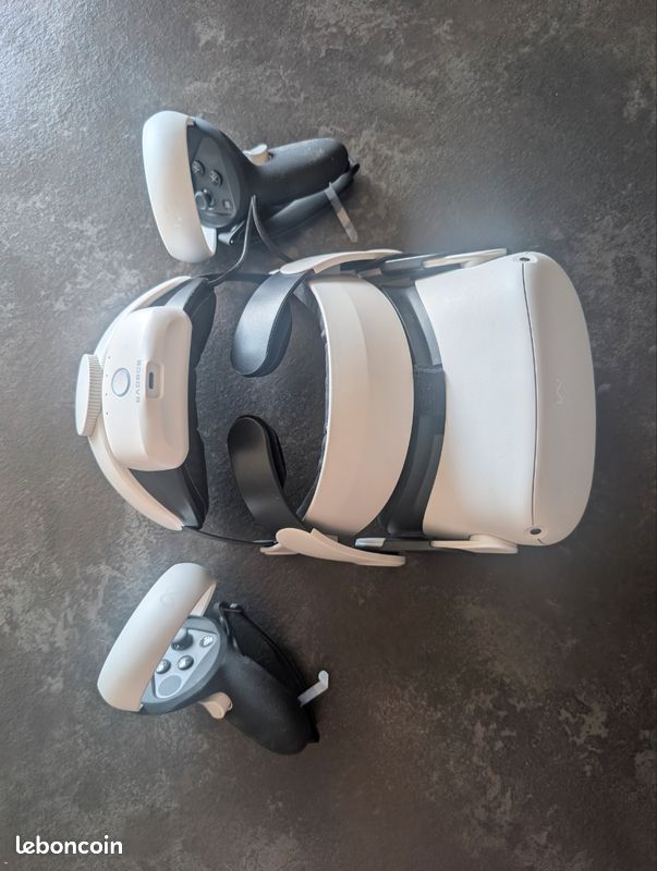Oculus Quest 2 256GB + Sangle BoboVR et Batterie (image 1)