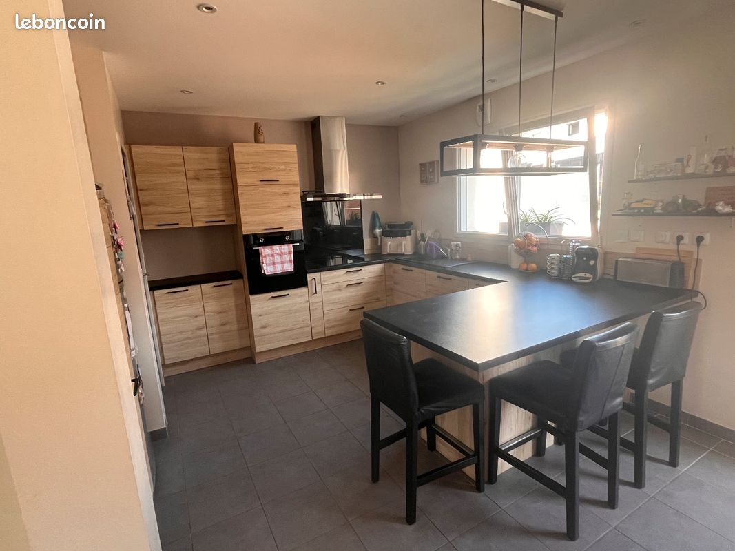 Maison 4 pièces 107 m² · à Servon-sur-Vilaine · 107 m² · 285 000 €