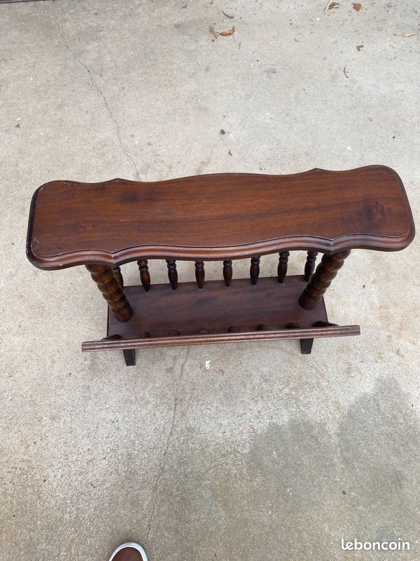 Porte-revues vintage en bois massif - style rustique (image 2)