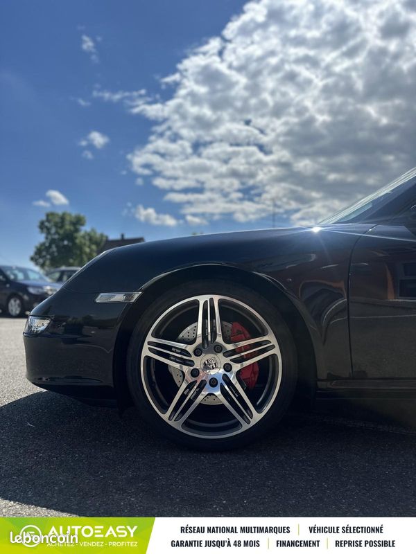 Porsche 911 3.8 FLAT 6 CARRERA 4S (image 26)