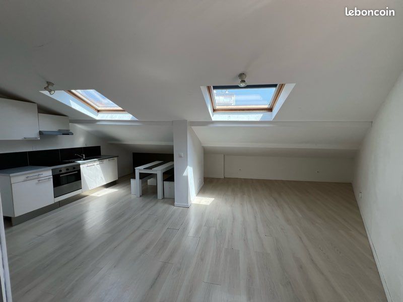 Appartement 1 pièce 32 m² · à Béziers · 32 m² · 400 €